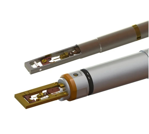 圖 實(shí)驗(yàn)過(guò)程中使用的原位TEM樣品桿 圖 實(shí)驗(yàn)過(guò)程中使用的原位TEM樣品桿